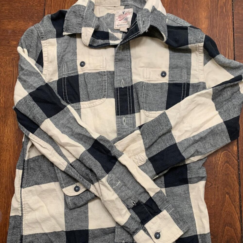 American Eagle Outfitters-Heritage Classic Flannel- Medium